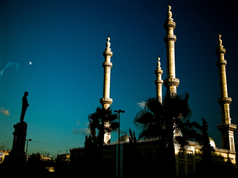 The world is losing Aleppo