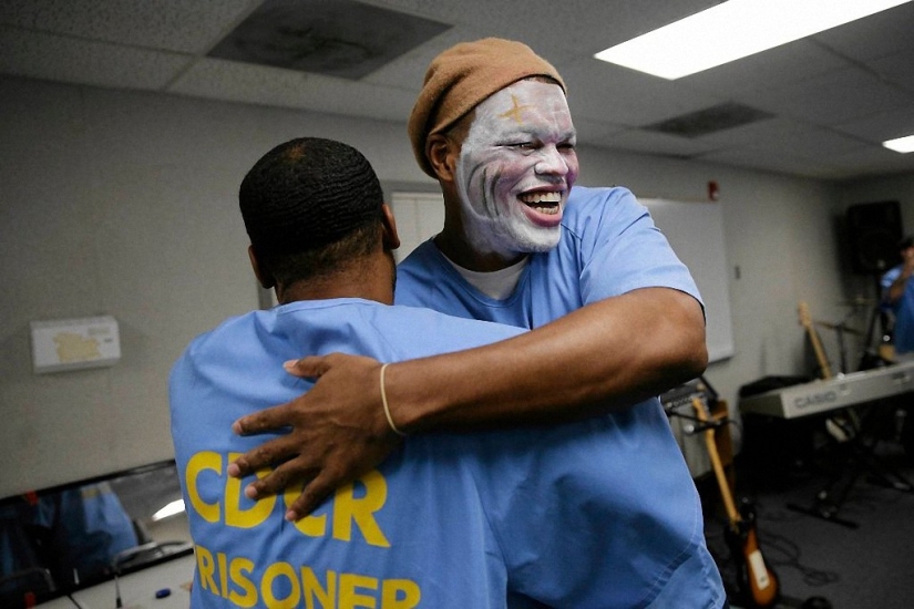 Theater workshop in prison
