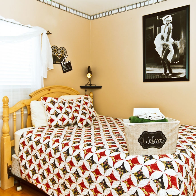 Themed rooms for guests of the house in Los Angeles