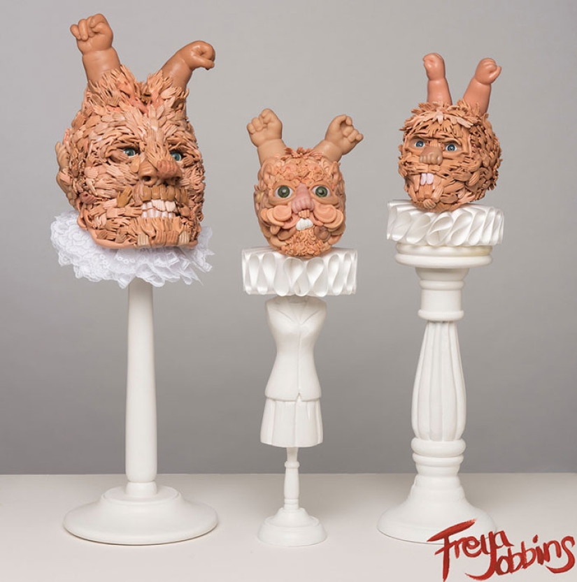 These are not toys for you: the sculptor creates humanoid figures from old dolls These are not toys for you: the sculptor creates humanoid figures from old dolls