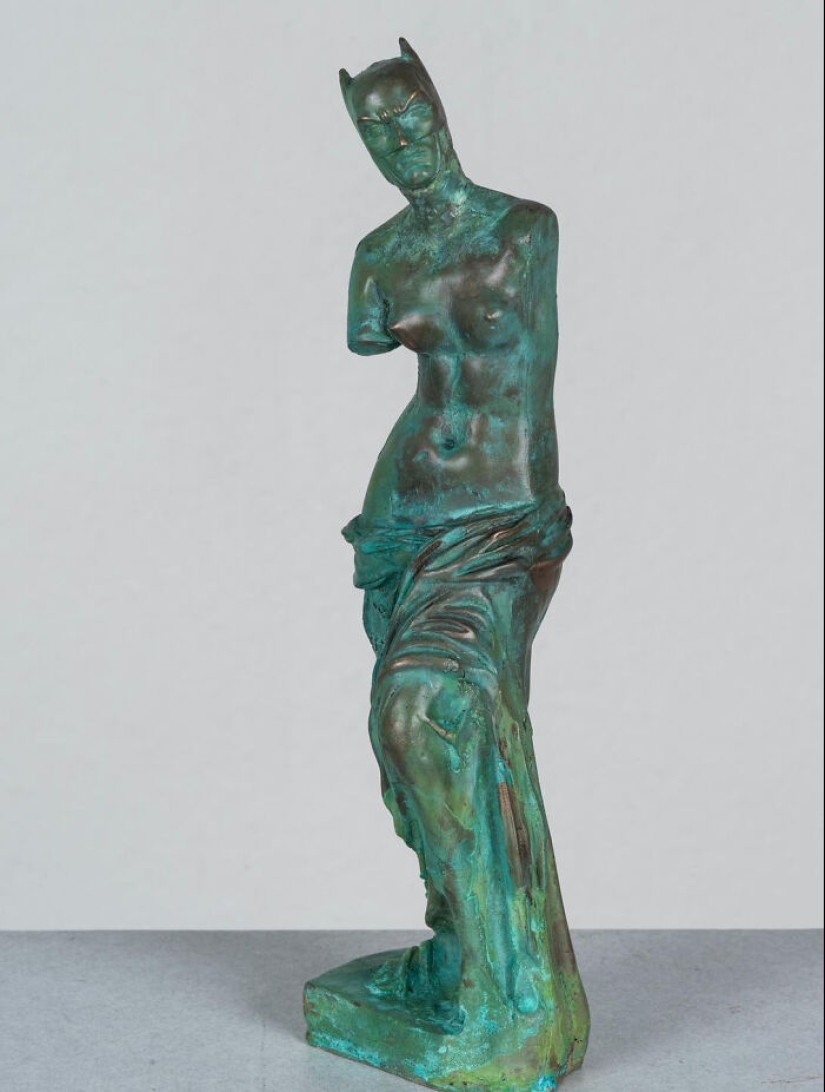 This Artist Uses Recognizable Pop Characters To Create Fake Ancient Artifacts (Part2) This Artist Uses Recognizable Pop Characters To Create Fake Ancient Artifacts (Part2)