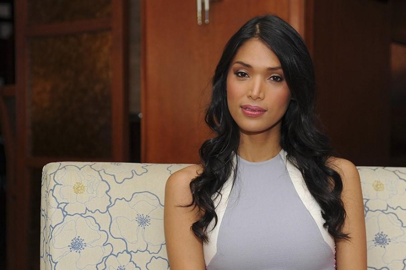 This boy will become a famous female lingerie model in the future