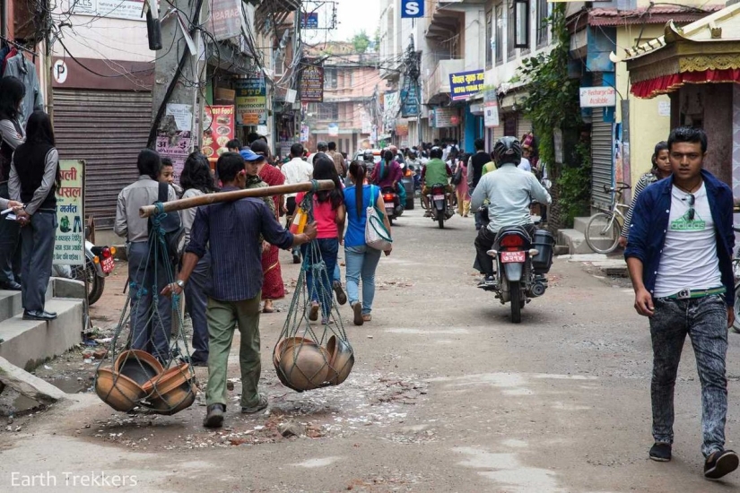 This family sold their house and cars to travel around the world.