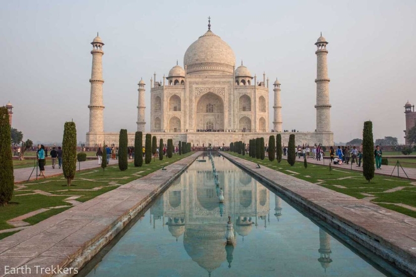 This family sold their house and cars to travel around the world.