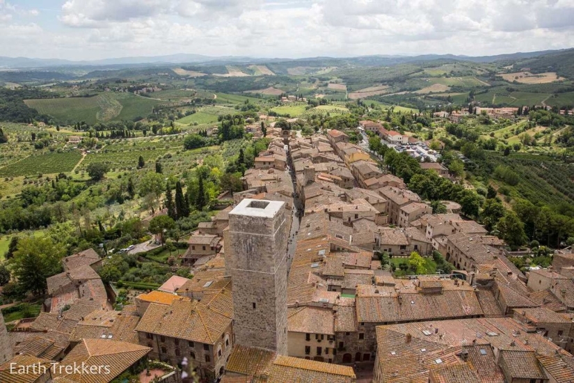 This family sold their house and cars to travel around the world.