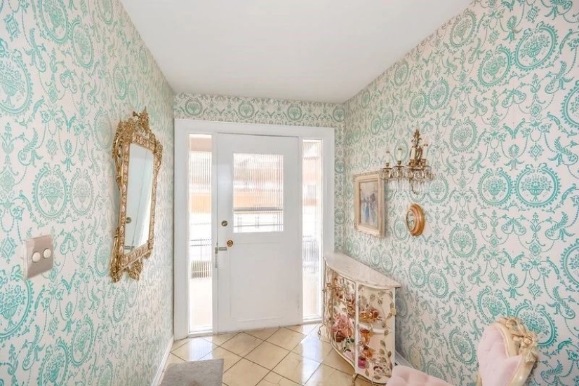 This house has not changed inside for 72 years