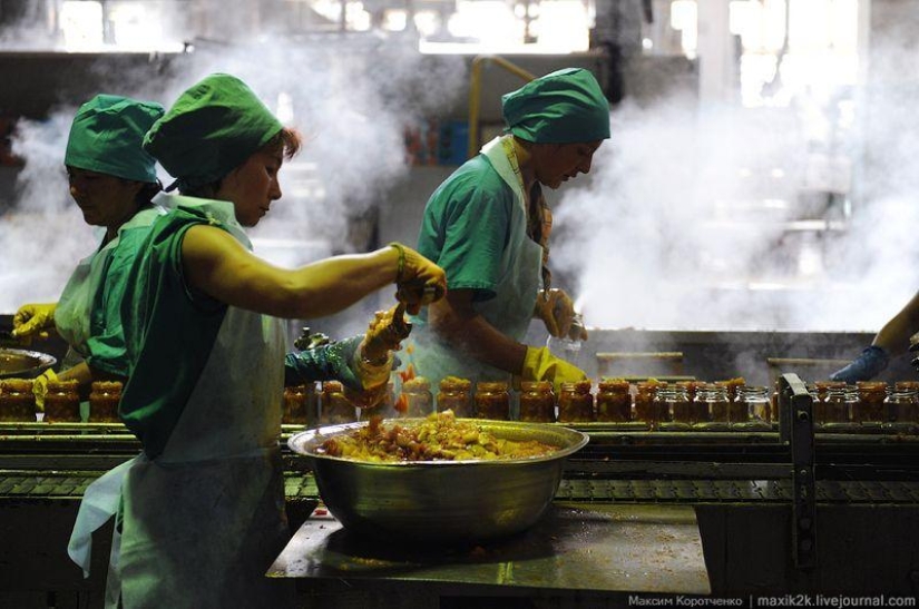 This is how canned goods are made. This is how canned goods are made.