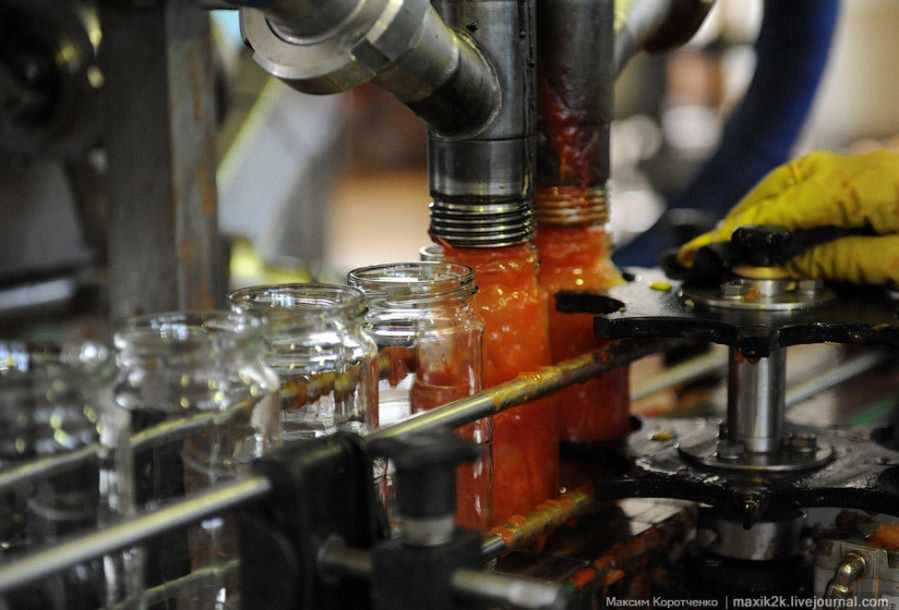 This is how canned goods are made. This is how canned goods are made.