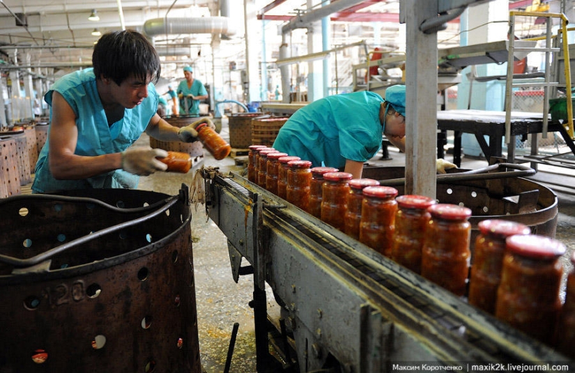 This is how canned goods are made. This is how canned goods are made.