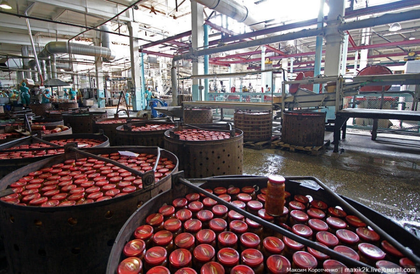 This is how canned goods are made. This is how canned goods are made.
