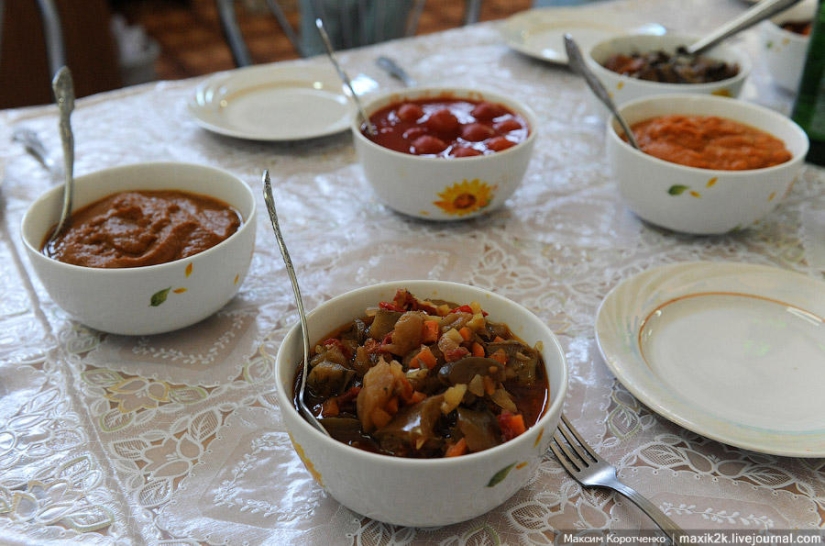 This is how canned goods are made. This is how canned goods are made.