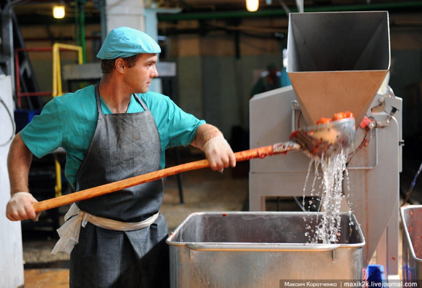 This is how canned goods are made. This is how canned goods are made.