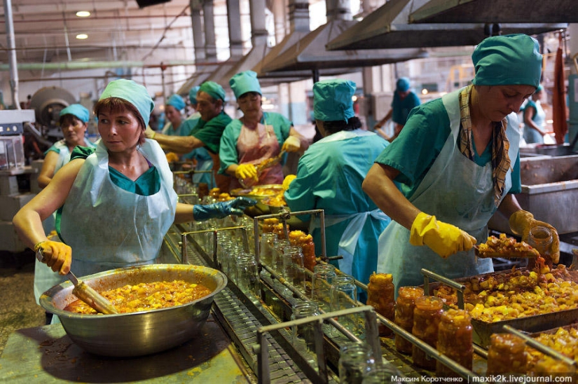 This is how canned goods are made. This is how canned goods are made.