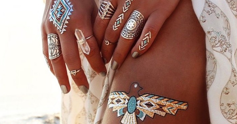 This summer's new trend: metal tattoos instead of jewelry This summer's new trend: metal tattoos instead of jewelry