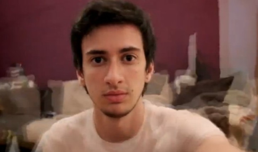 This transgender guy took a selfie every day for three years to show how his face was changing This transgender guy took a selfie every day for three years to show how his face was changing