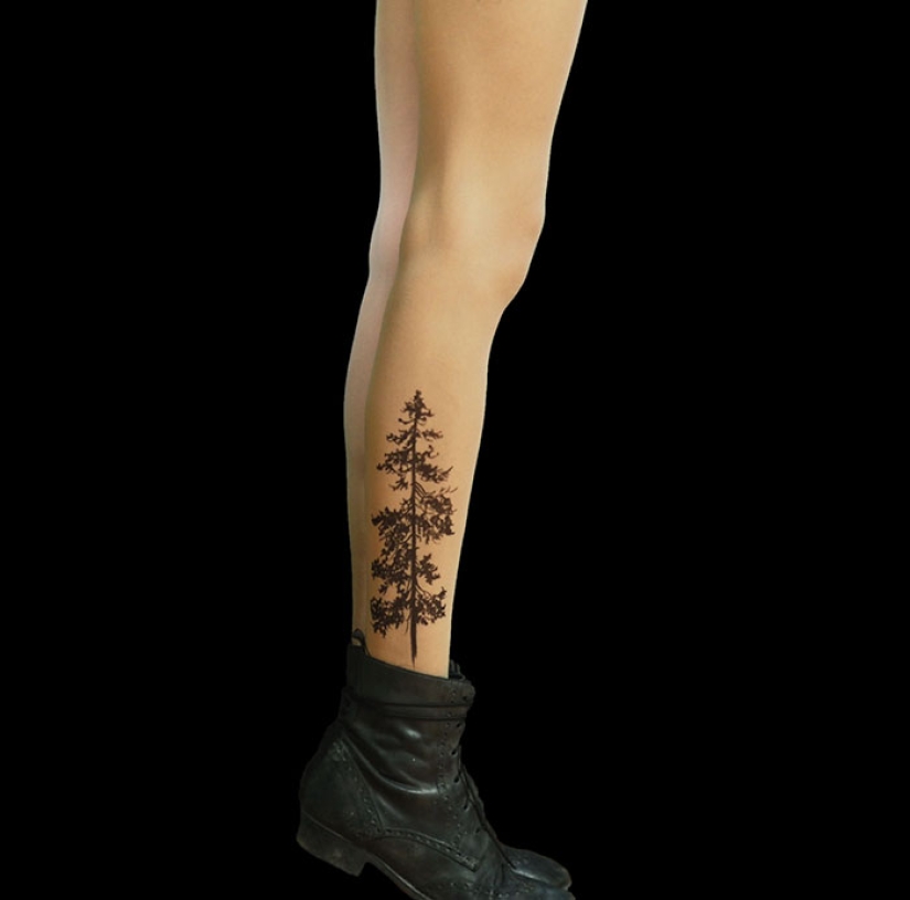 "Tights-tattoos" create the illusion of tattoos on the legs