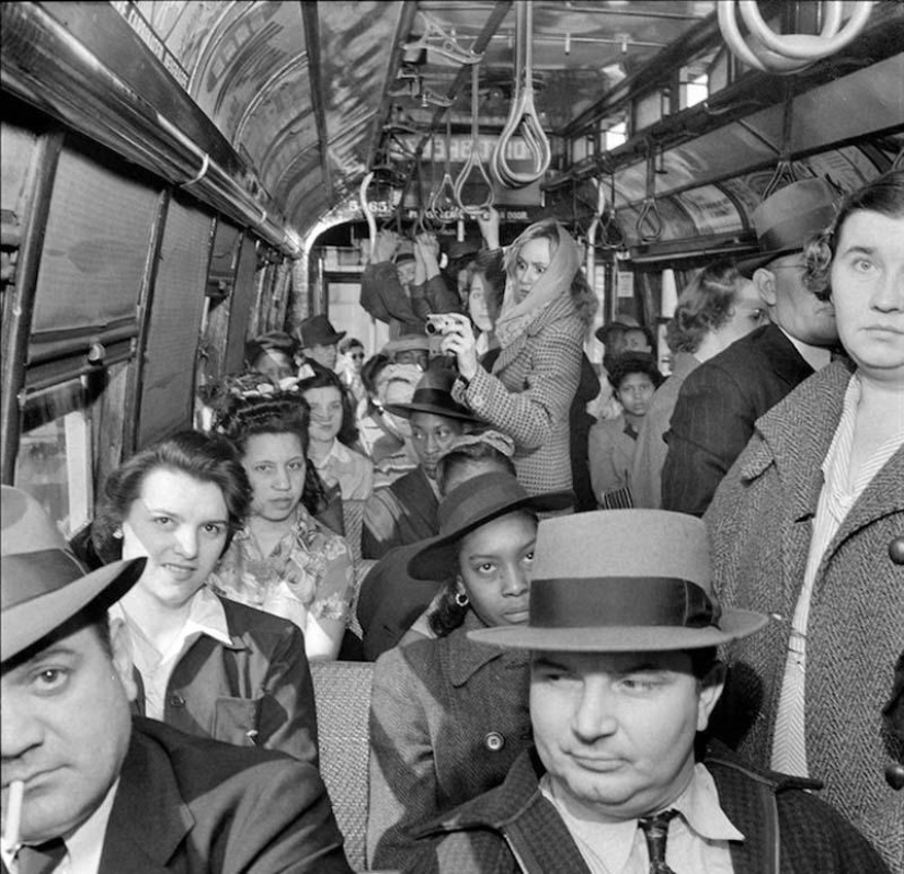 Time travel - the girl brought herself into vintage photos using Photoshop