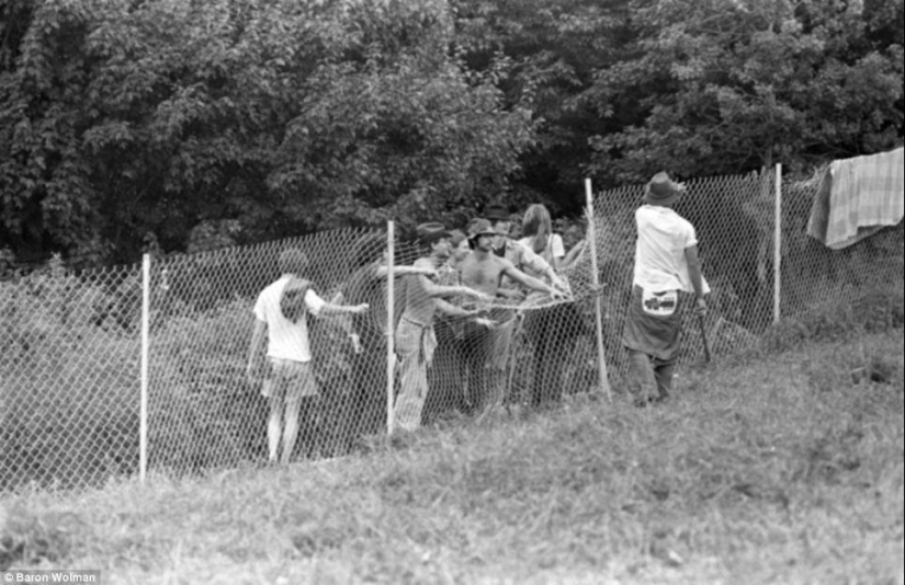 To the 45th anniversary of the legendary festival: still unseen photos of Woodstock