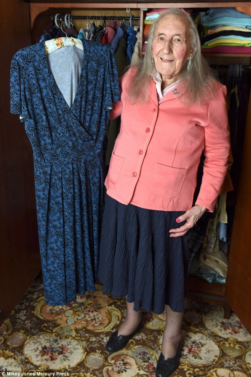 "Toda mi vida ha sido una mentira": un veterano de la Segunda Guerra Mundial decidió cambiar de género a los 90 años "Toda mi vida ha sido una mentira": un veterano de la Segunda Guerra Mundial decidió cambiar de género a los 90 años