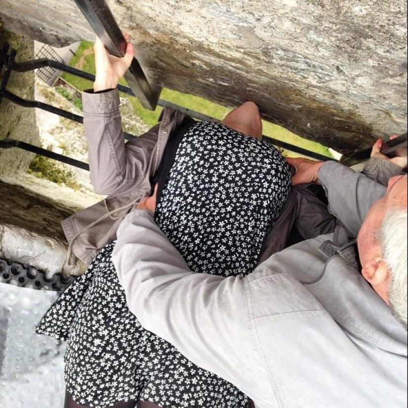 Todos los turistas lo hacen.