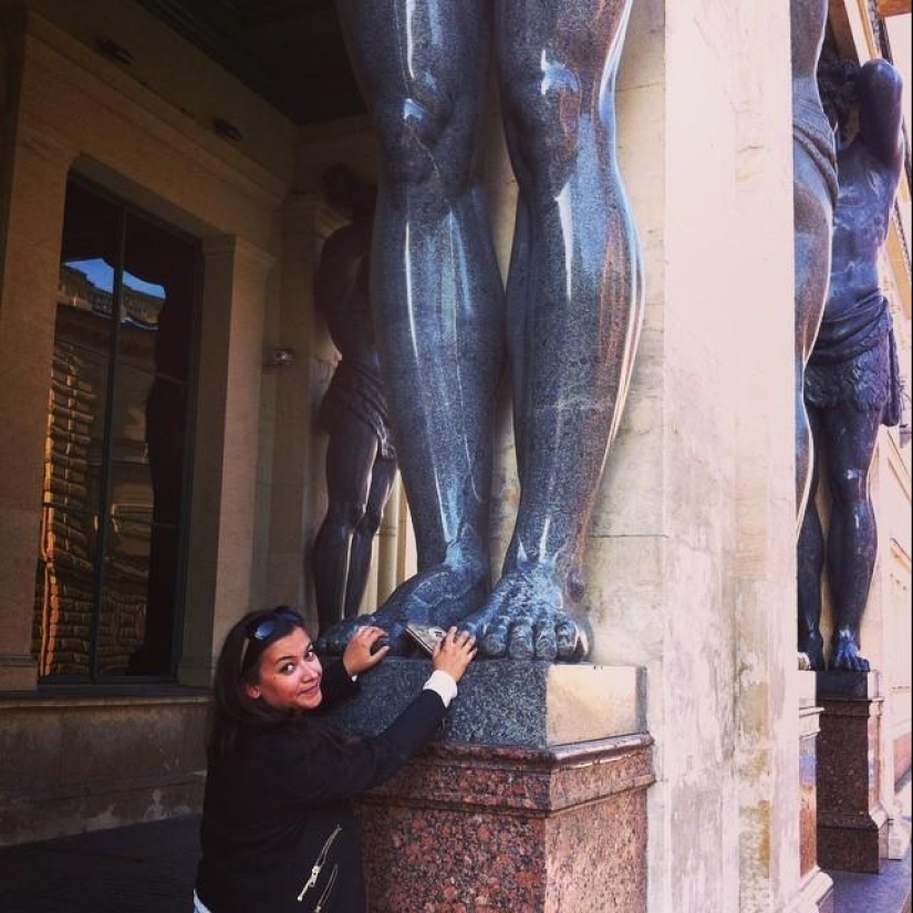 Todos los turistas lo hacen.