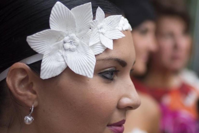 toilet paper wedding fashion