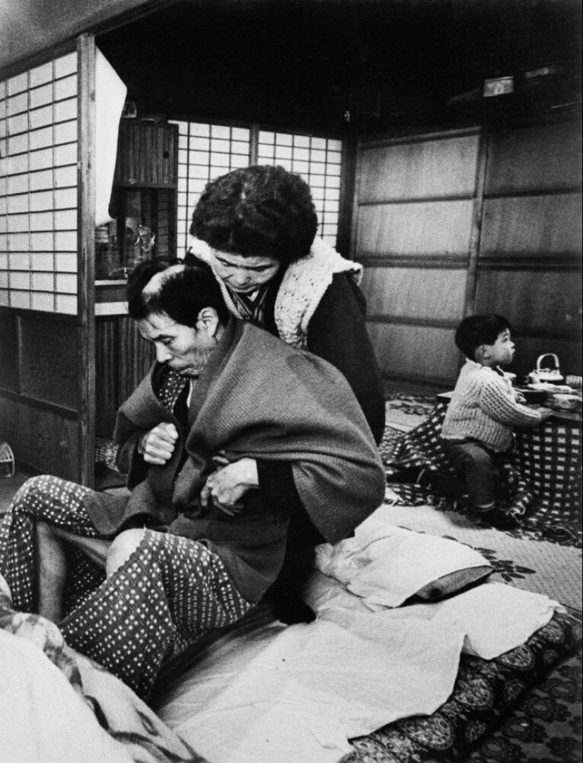 Tomoko Uemura en el baño. Foto que conmocionó al mundo entero