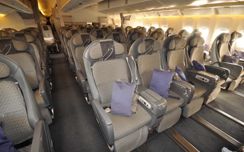 Top 10 Economy Carriers