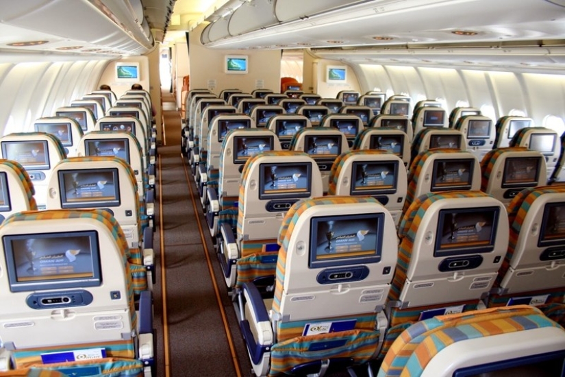 Top 10 Economy Carriers