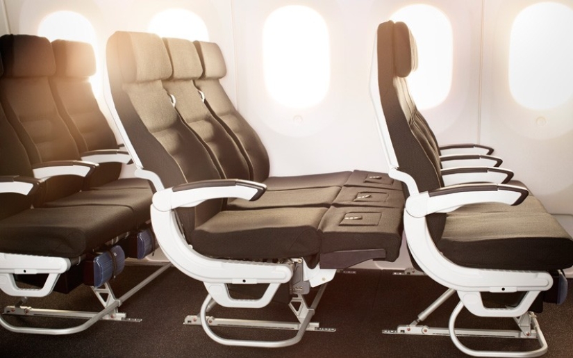 Top 10 Economy Carriers