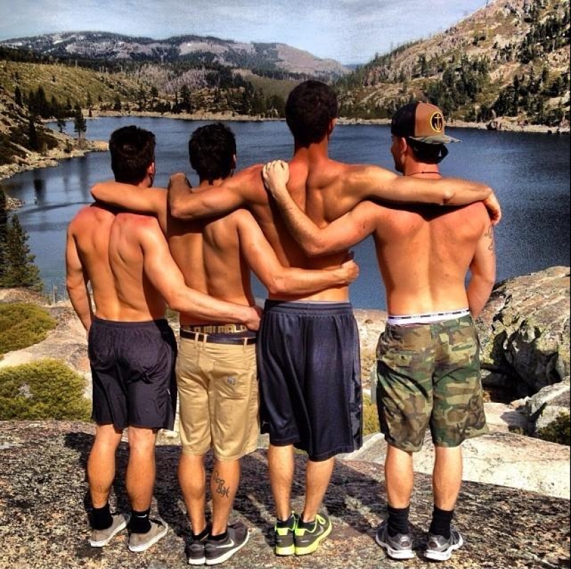 Topless es la nueva tendencia para las fotos de vacaciones