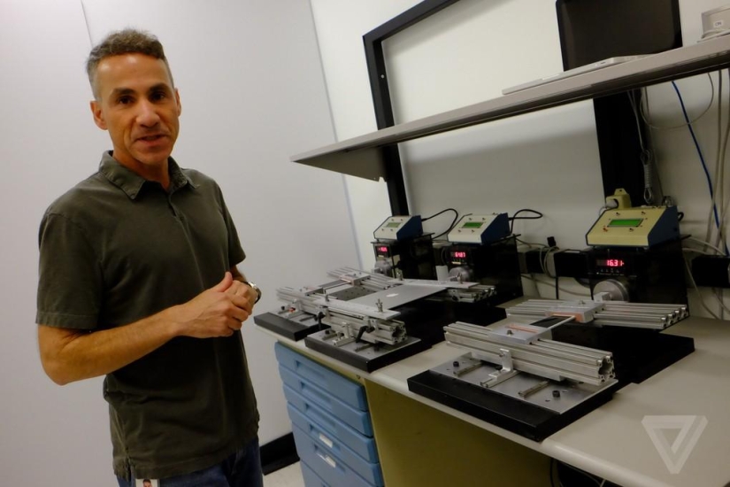 Torture chamber for iPhone 6 Torture chamber for iPhone 6