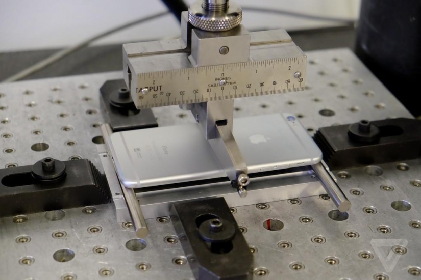 Torture chamber for iPhone 6 Torture chamber for iPhone 6