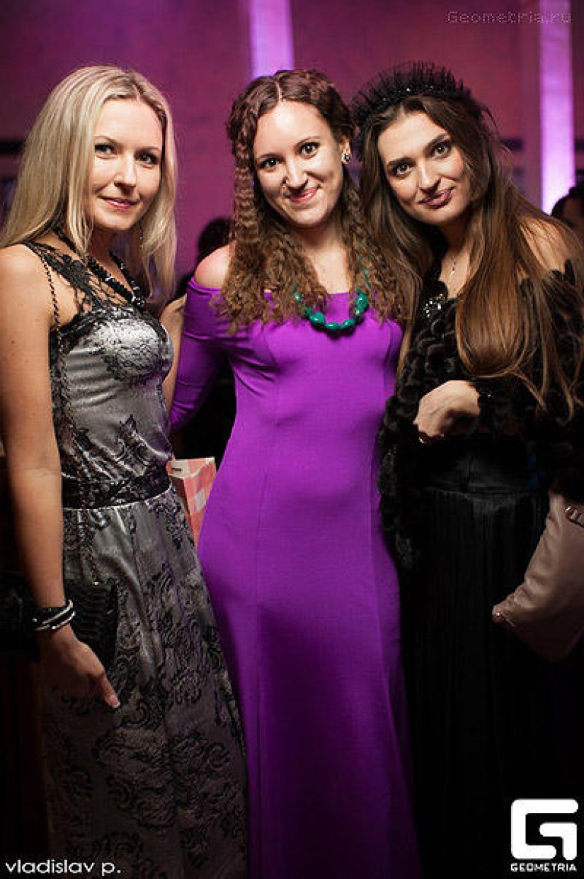 Tough Ukrainian glamour, or "I want to unsee it!" Tough Ukrainian glamour, or "I want to unsee it!"