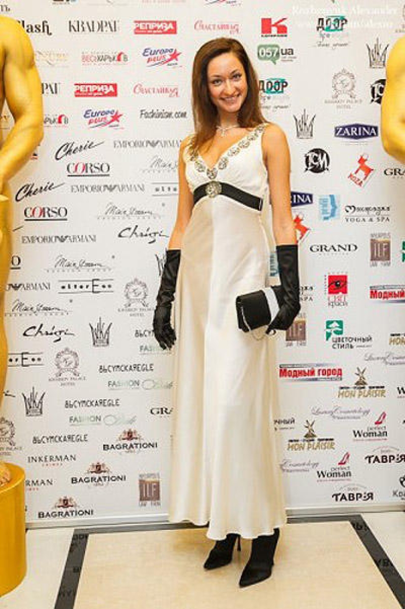 Tough Ukrainian glamour, or "I want to unsee it!" Tough Ukrainian glamour, or "I want to unsee it!"