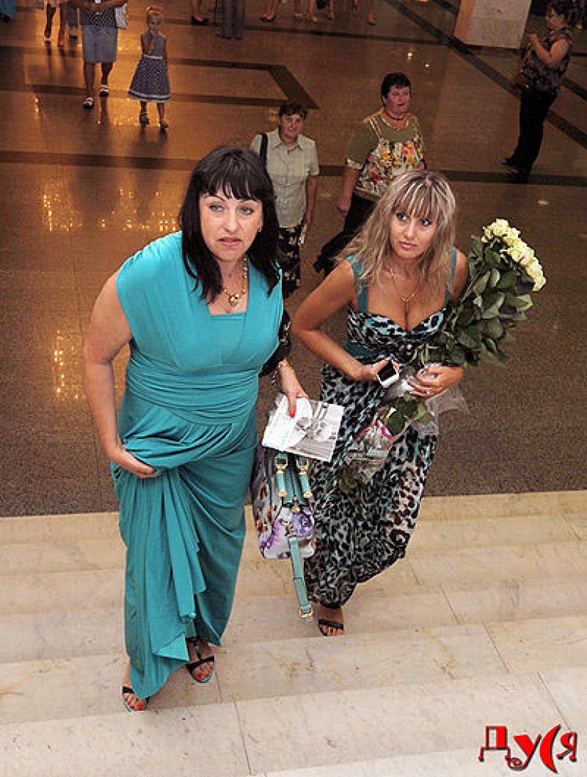 Tough Ukrainian glamour, or "I want to unsee it!" Tough Ukrainian glamour, or "I want to unsee it!"