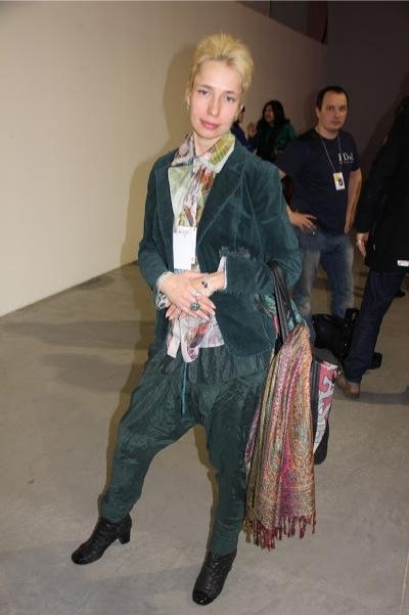 Tough Ukrainian glamour, or "I want to unsee it!" Tough Ukrainian glamour, or "I want to unsee it!"