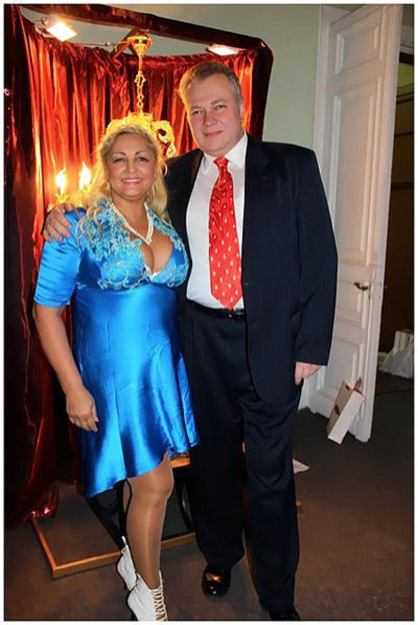 Tough Ukrainian glamour, or "I want to unsee it!" Tough Ukrainian glamour, or "I want to unsee it!"