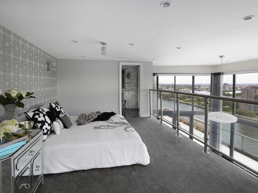 Tour of Frank Sinatra's apartment in New York