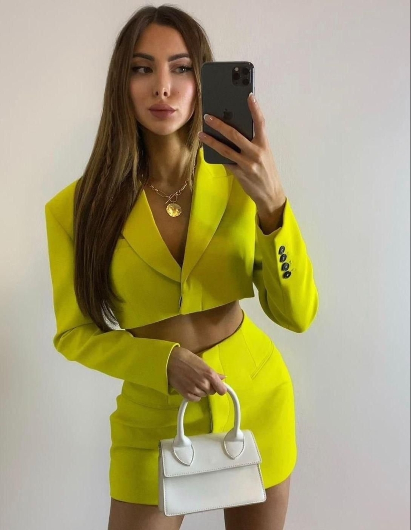 Trajes de mujer con estilo para el verano de 2023 para las más sofisticadas