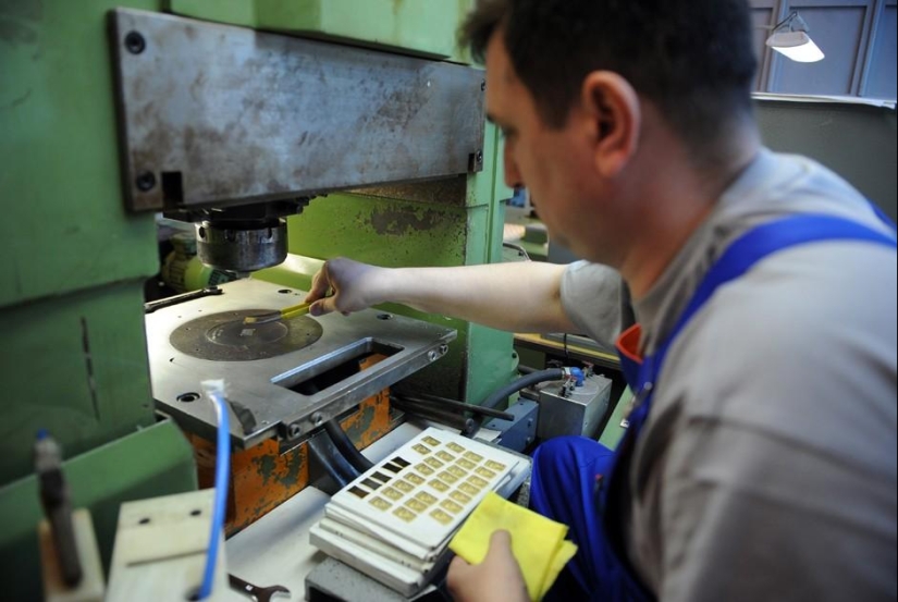 Transportador de dinero: cómo se organiza la producción en Goznak Transportador de dinero: cómo se organiza la producción en Goznak