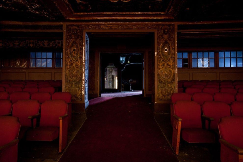 Tres de los cines abandonados más grandiosos de Nueva York Tres de los cines abandonados más grandiosos de Nueva York