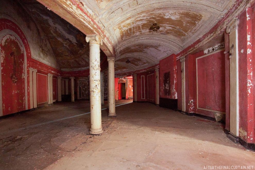 Tres de los cines abandonados más grandiosos de Nueva York Tres de los cines abandonados más grandiosos de Nueva York