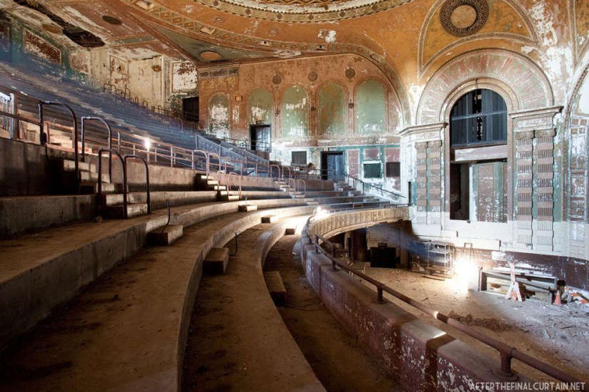 Tres de los cines abandonados más grandiosos de Nueva York Tres de los cines abandonados más grandiosos de Nueva York