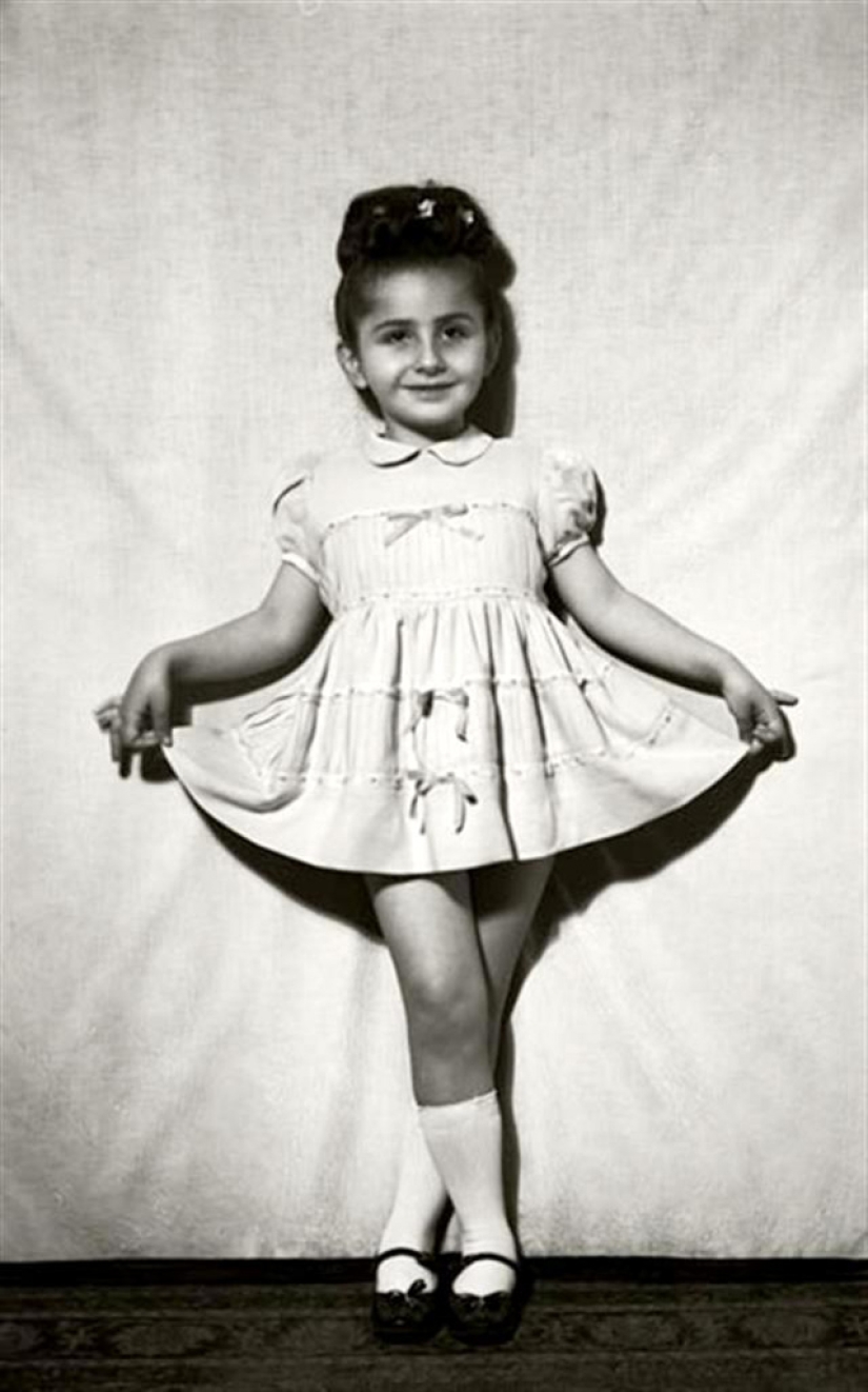 Turkey's first female photographer and her extravagant models