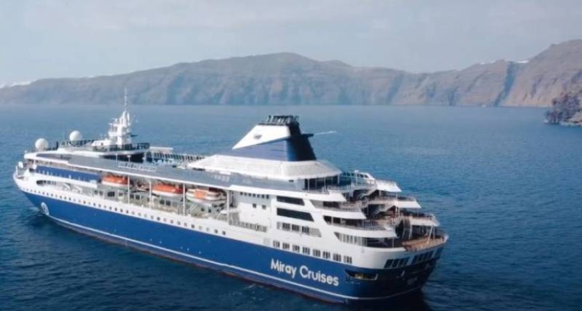 Turkish company offers telecommuters three years of 'floating paradise'