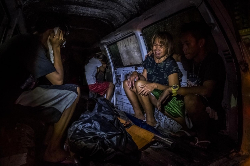 Two poignant photo essays of the winners of the Pulitzer Prize — 2017 Two poignant photo essays of the winners of the Pulitzer Prize — 2017