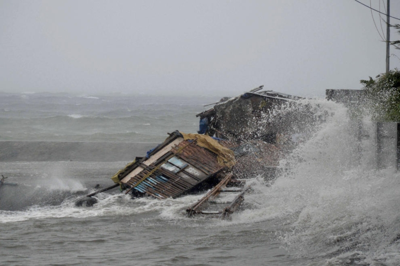 Typhoon Haiyan claimed the lives of more than 10 thousand people