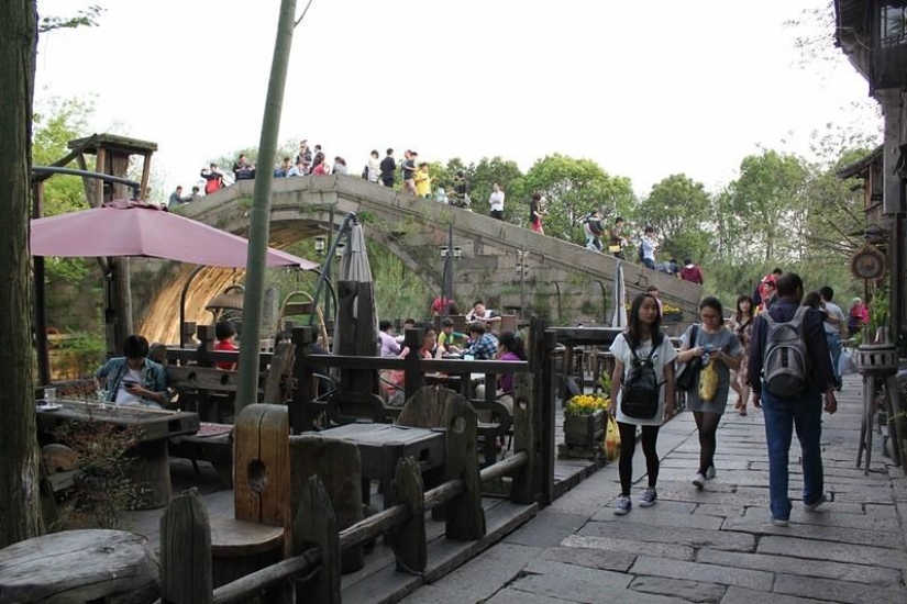 Un día en la "Venecia China" Un día en la "Venecia China"