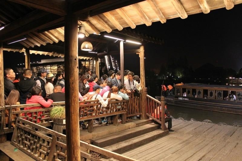 Un día en la "Venecia China" Un día en la "Venecia China"